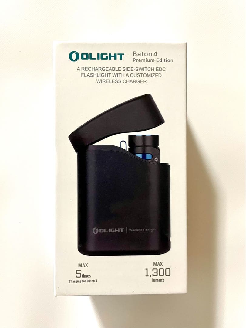 OLIGHT Baton 4 Kit 1300ルーメン ブラック　充電ケース付き