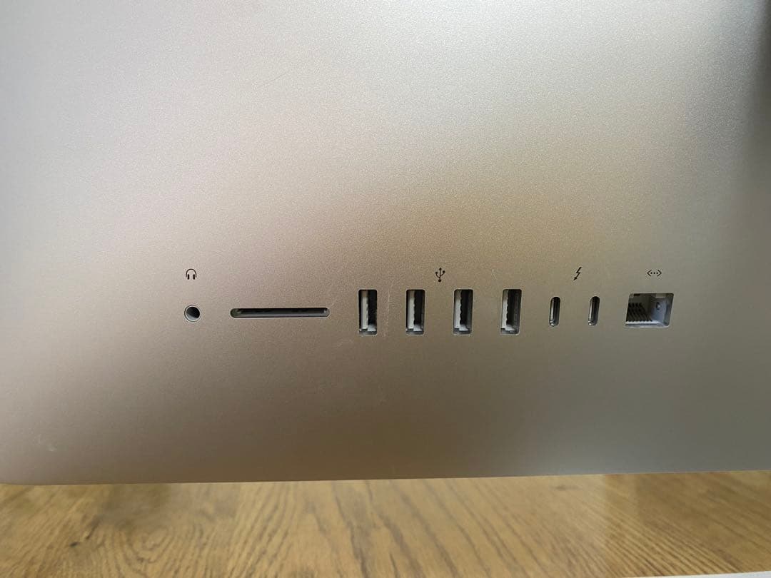 iMac Retina 4K 21.5インチ 2019 i3 マウスキーボード付