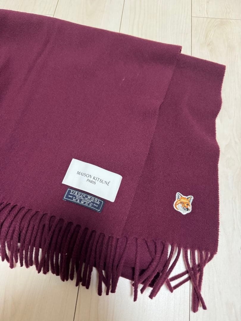 MAISON KITSUNÉ バーガンディ マフラー