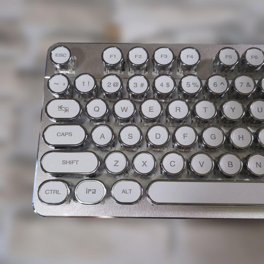 【美品】V-TECHNOLOGY メタルメカニカルキーボード