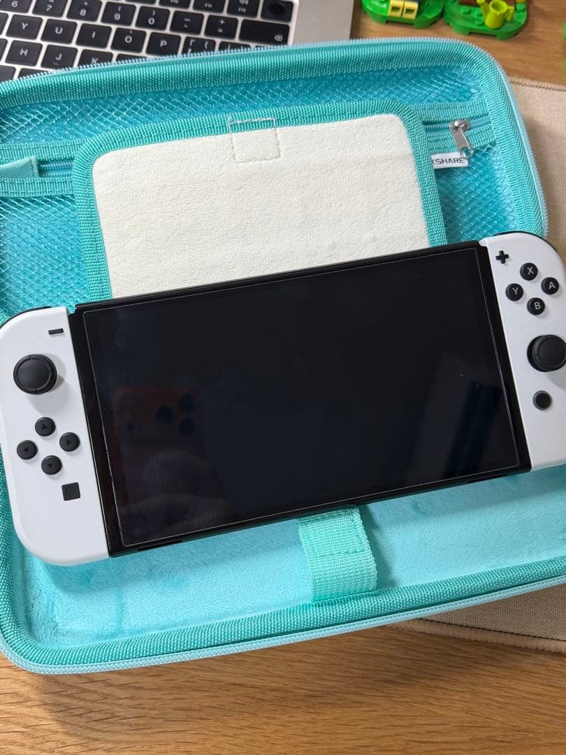 Nintendo Switch ホワイト/ブラック 本体 ケース付き