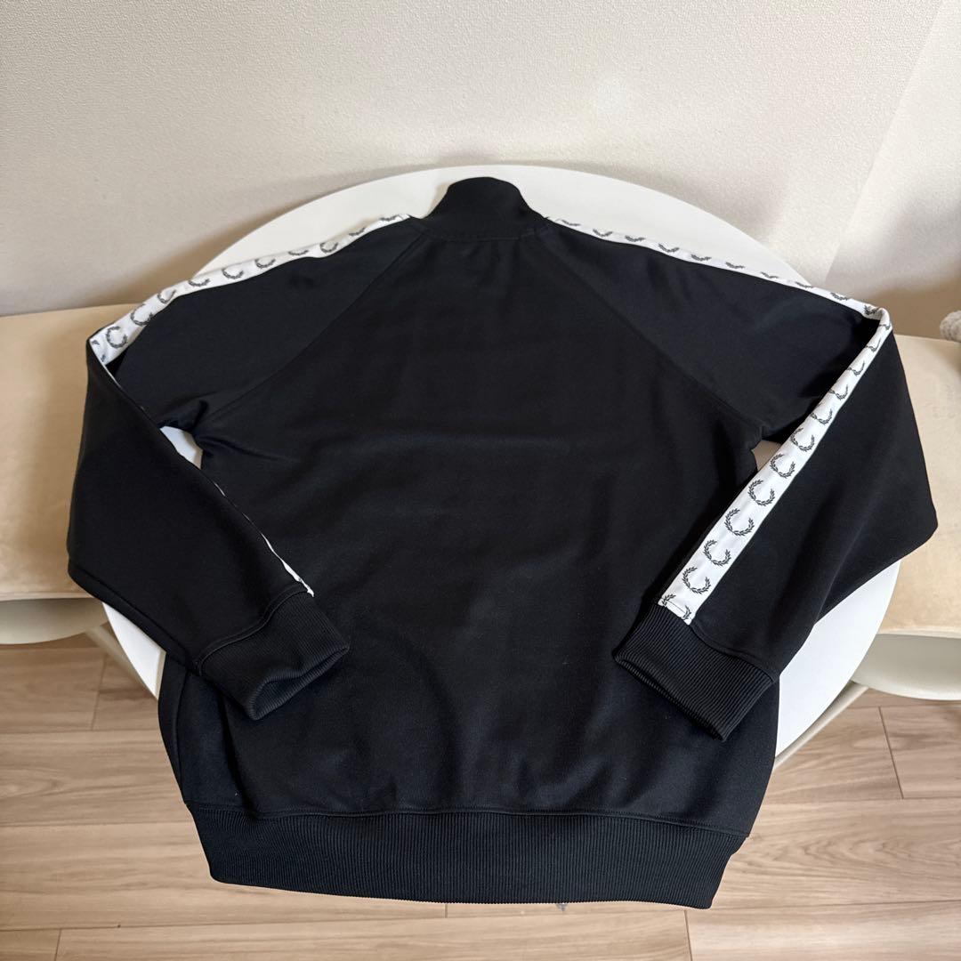 FRED PERRY:トラックジャケット