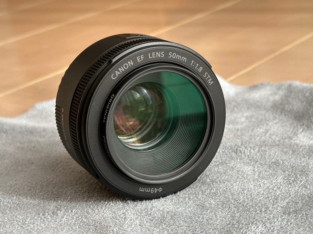 Canon EF 50mm F1.8 STM フード、レンズ保護フィルター付き