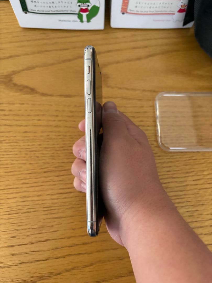 iPhone XSシルバー 256GB