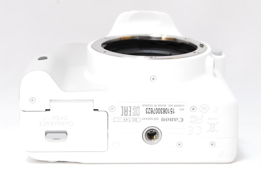 shoshokosyo様✨ホワイト✨Canon KissX7✨標準・超望遠セット