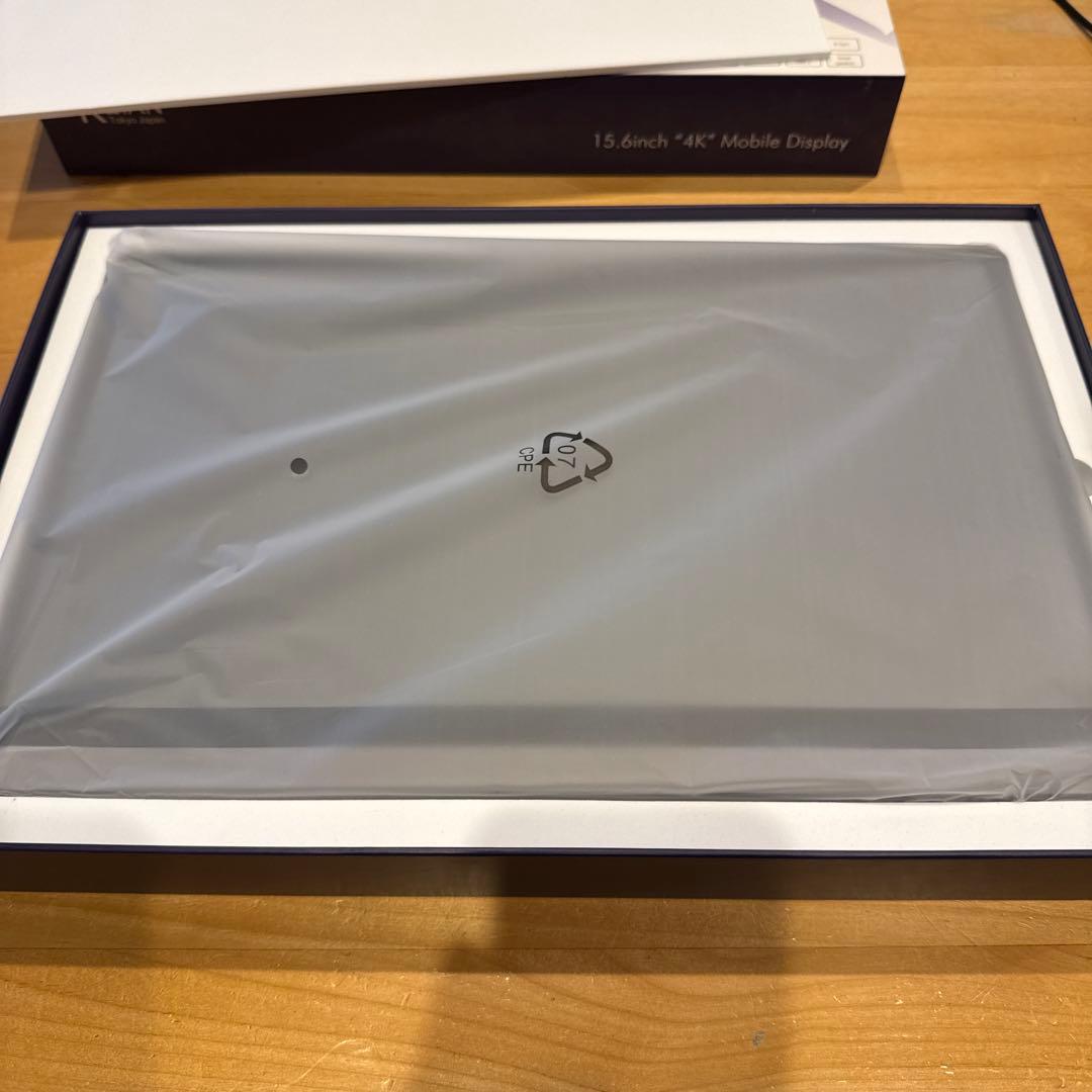 4K モバイルモニター KIPD4K156 新品未使用