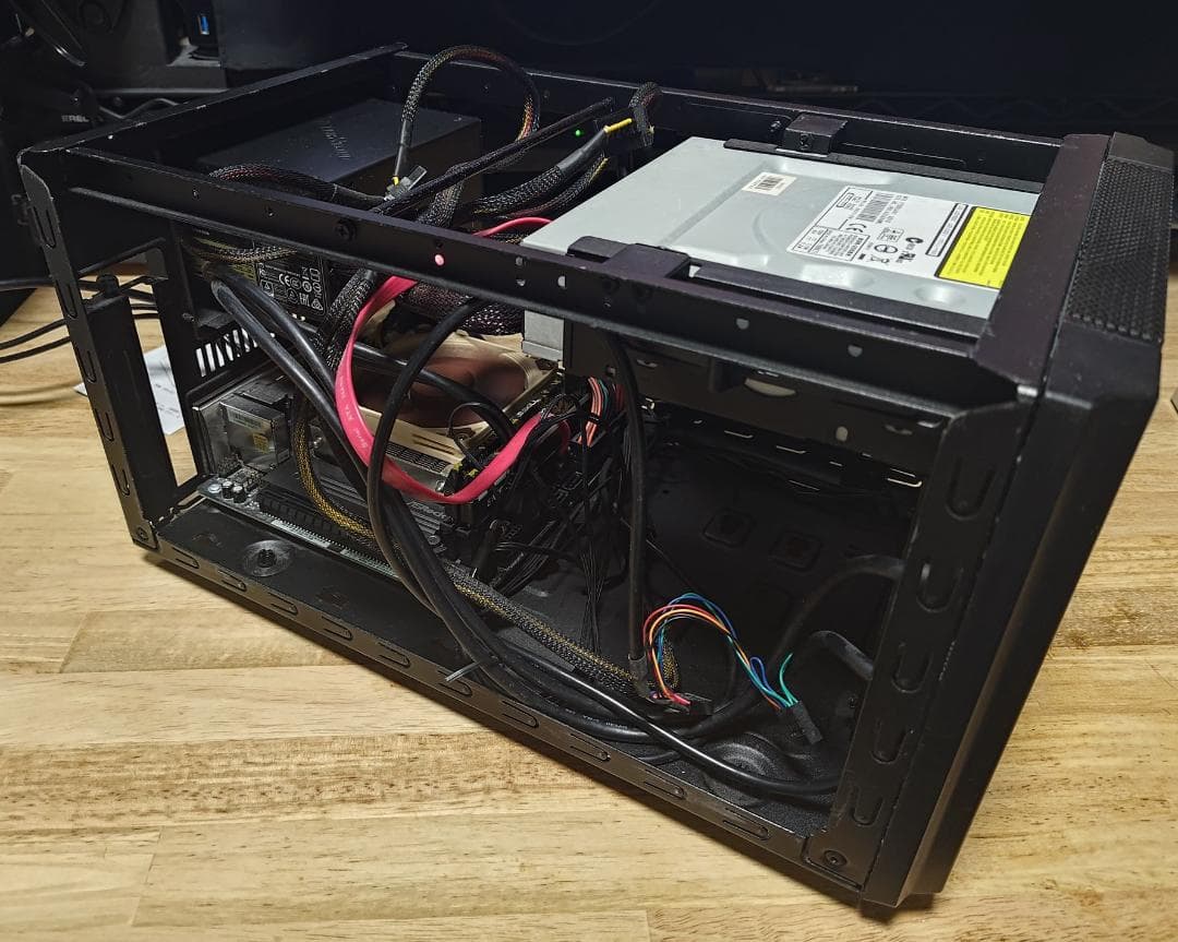 AMD Ryzen 5 5600G デスクトップPC 16GB