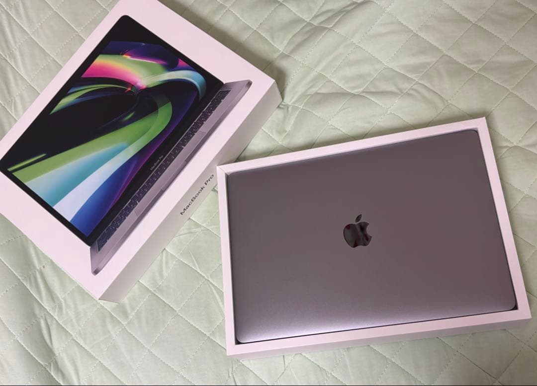 MacBook Pro 13インチ 2020 M1 スペースグレー 元箱付き