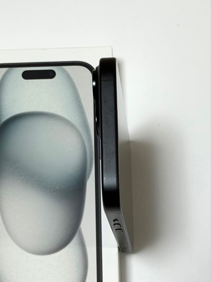 iPhone15 128GB ブラック simフリー