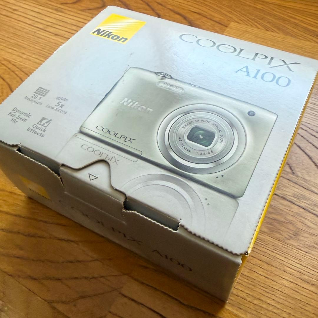 Nikon COOLPIX A100 デジタルカメラ シルバー 光学5倍