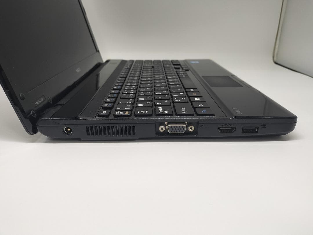 【NEC】爆速 Corei7/新品SSD256GB 13.3ノートパソコン E4