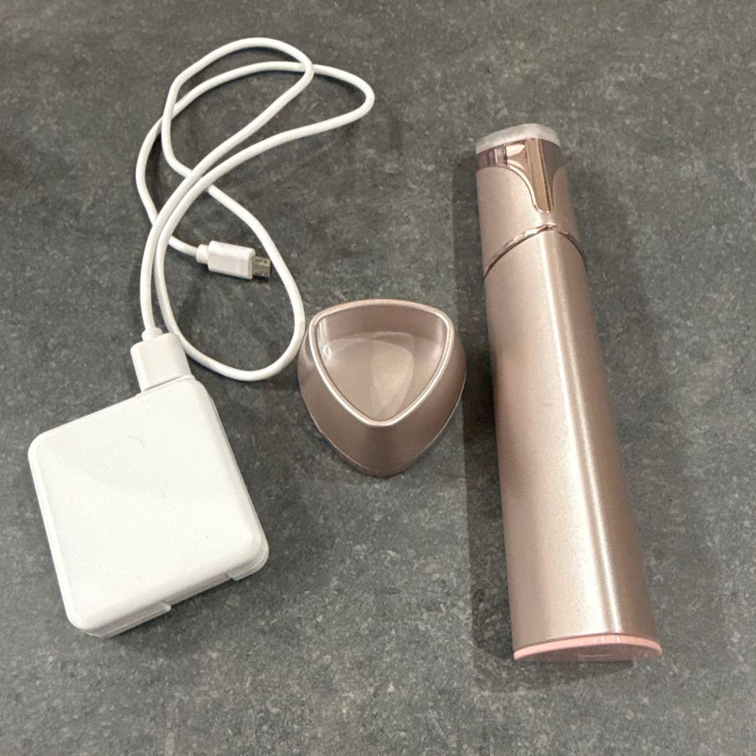 アクシージア　メイトフォーアイズ　エッセンスアイマスクのセット