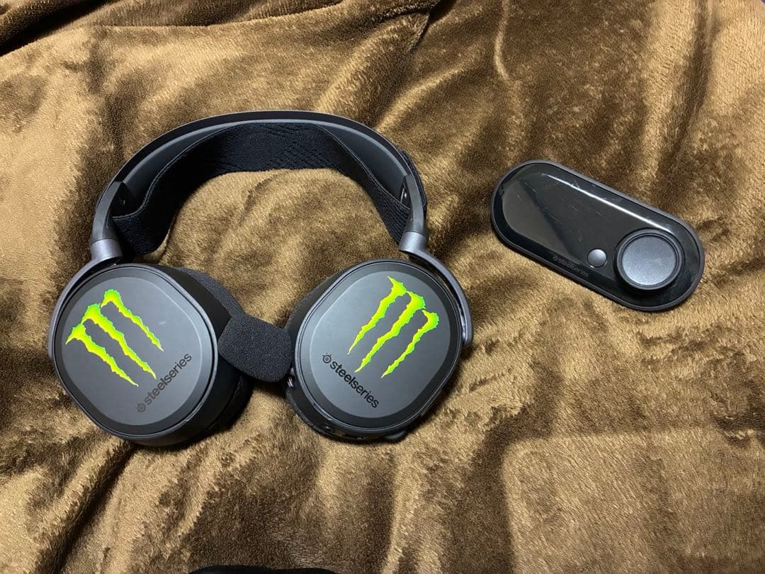 SteelSeriesゲーミングヘッドセット モンスターエナジーコラボ