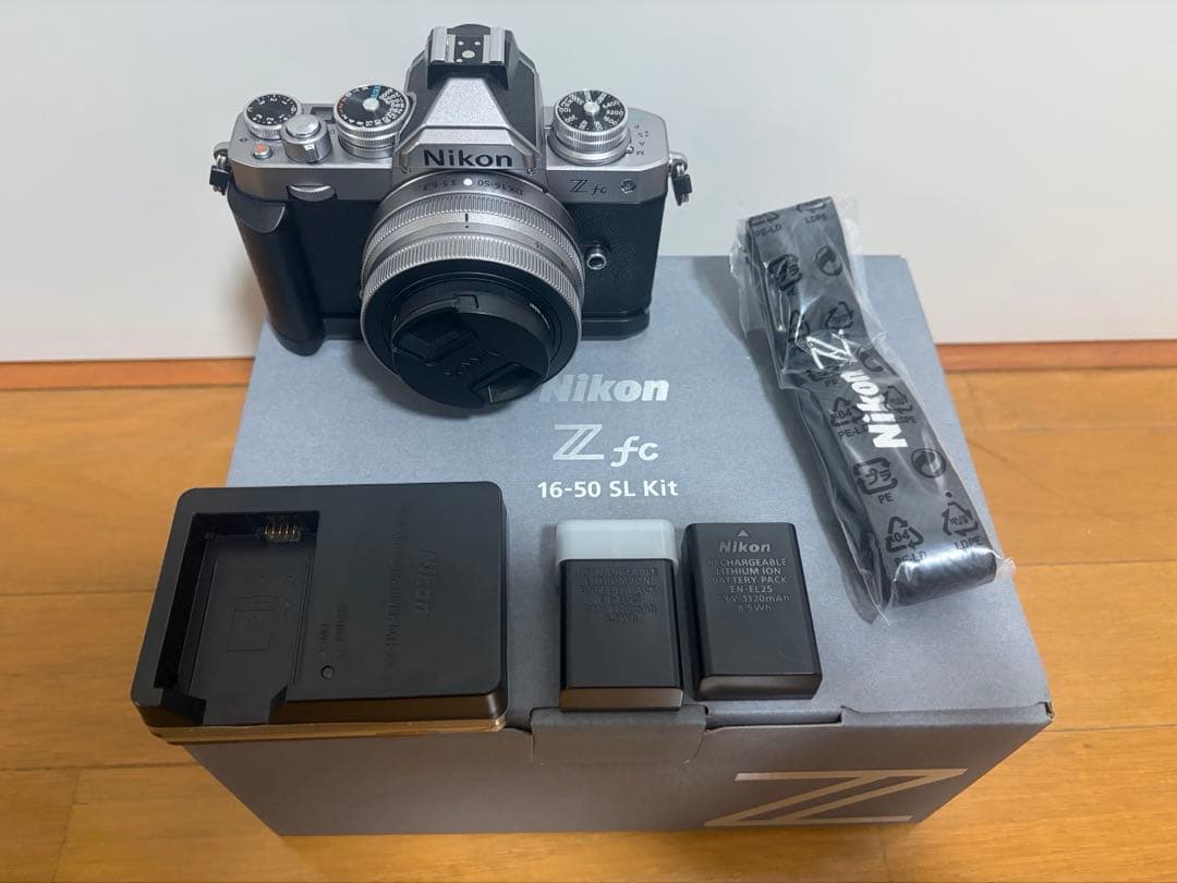 Nikon Z fc 16-50 SL Kit 本体+純正グリップ