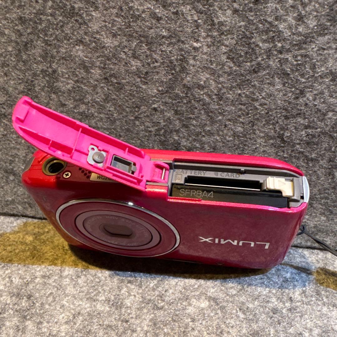 【美品】Panasonic LUMIX デジタルカメラDMC-S2