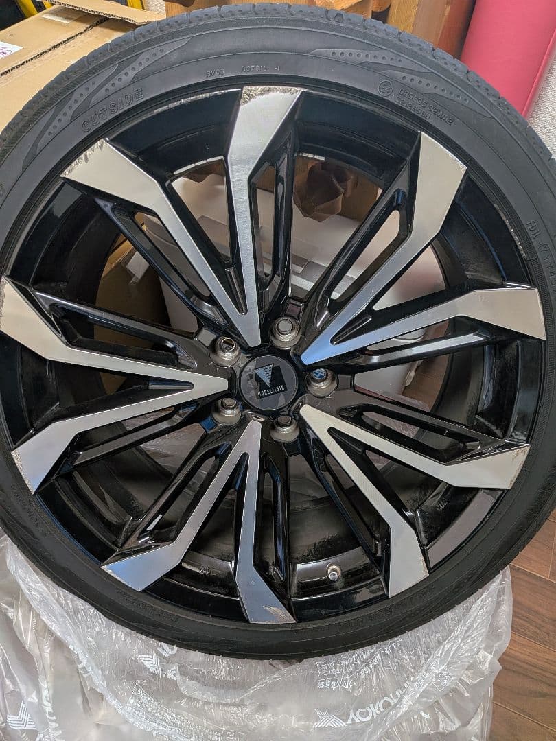 アルファード　モデリスタ　ホイールタイヤ付ナット付