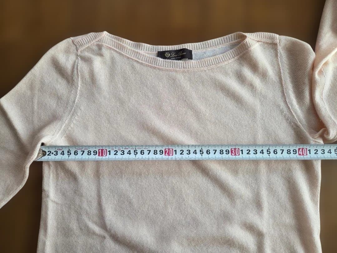 LORO PIANA ライトピンク クルーネック ニット