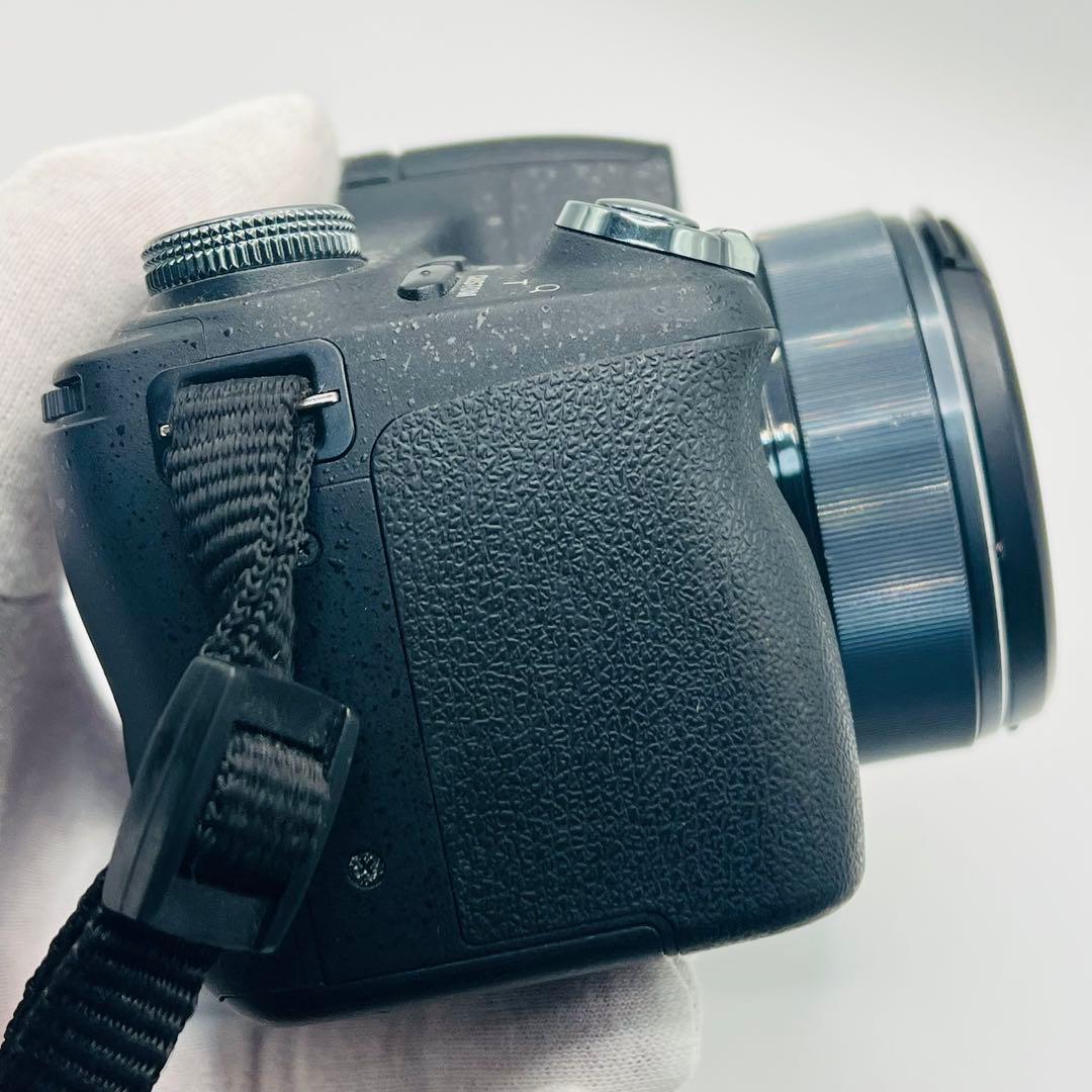 Sony Cyber-shot DSC-HX100V ブラック　デジカメ