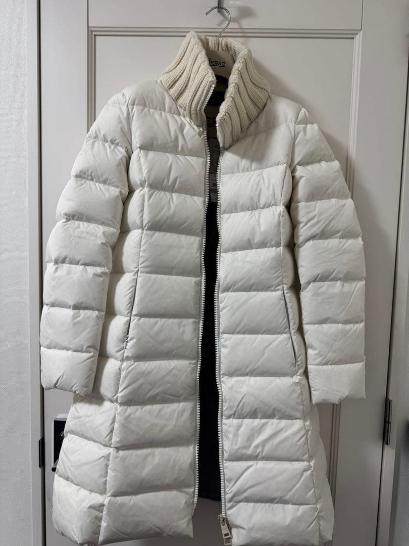 Herno ホワイト ロングダウンジャケット　新品未使用タグ付き