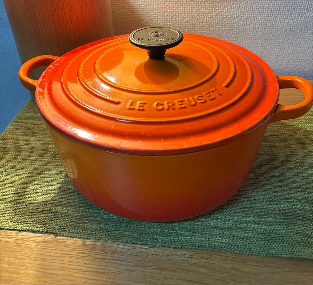 LE CREUSET ル・クルーゼ オレンジ 鋳鉄製 両手鍋 24cm
