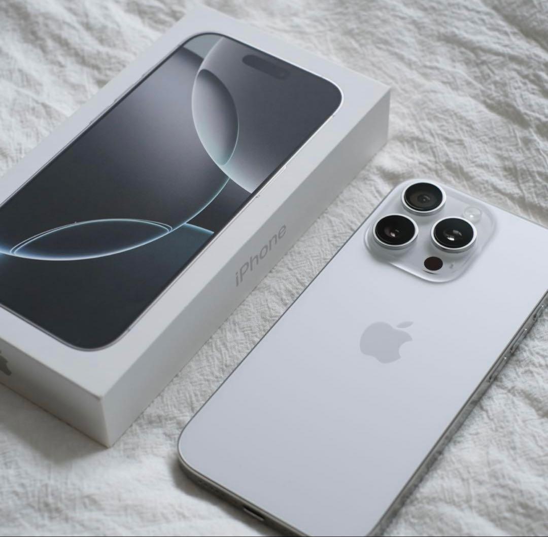 Apple iPhone Pro ホワイト 本体