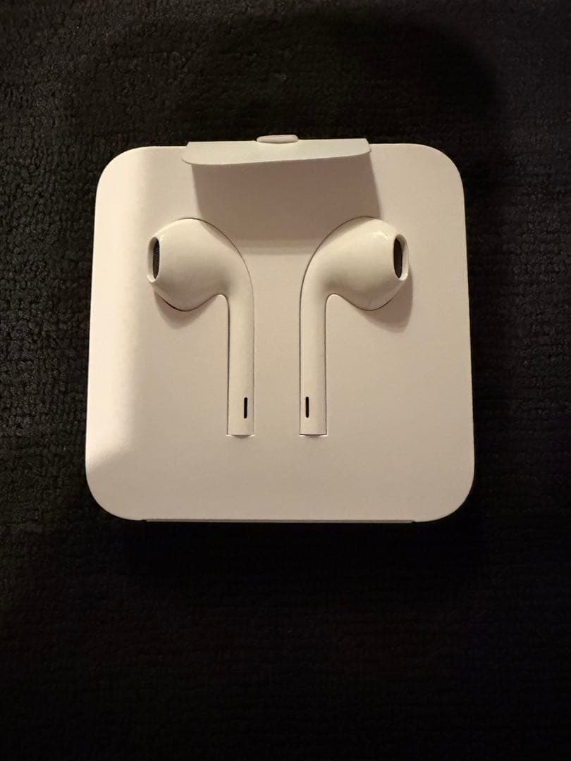 iPhone11Pro本体 スマホケース イヤホン 箱付