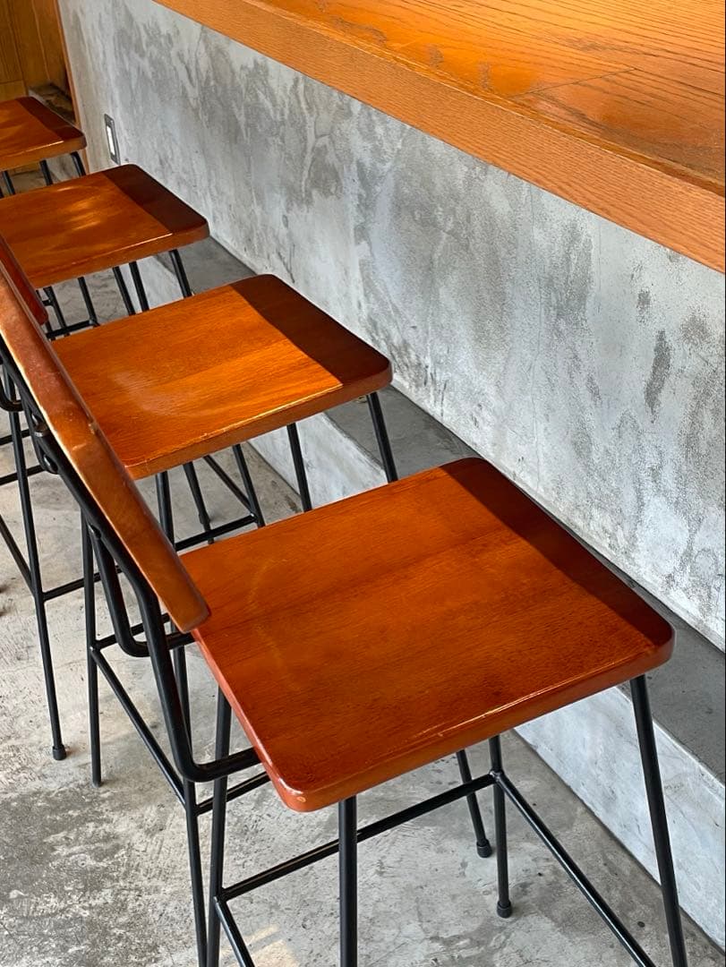 シンプル&モダン　アイアンフレームバーチェア1脚