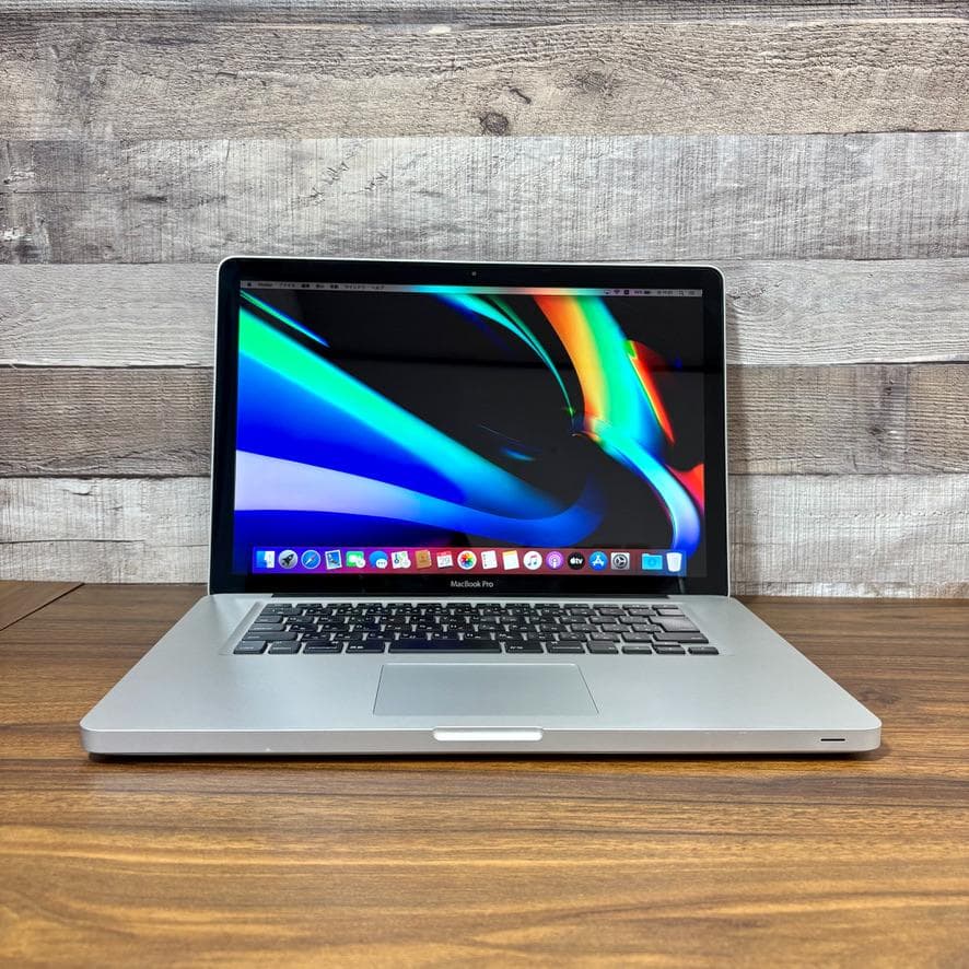 MacBook Pro i7 SSD512GB 16GBメモリ 新品バッテリー