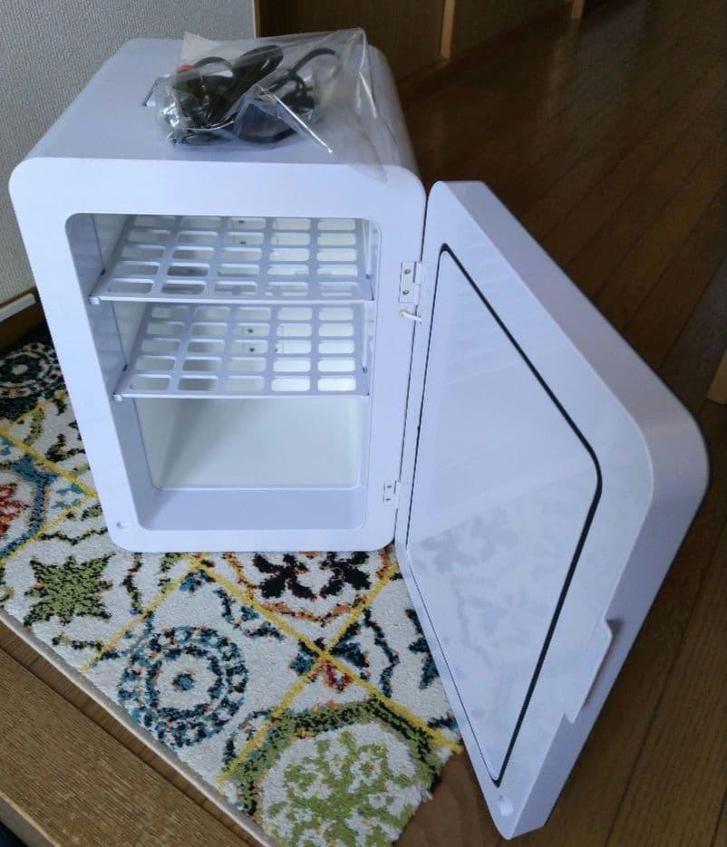 ペルチェ式　冷温庫　24L