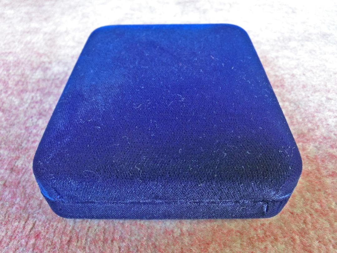 新日本銀行券発行記念メダル　純銀製　②