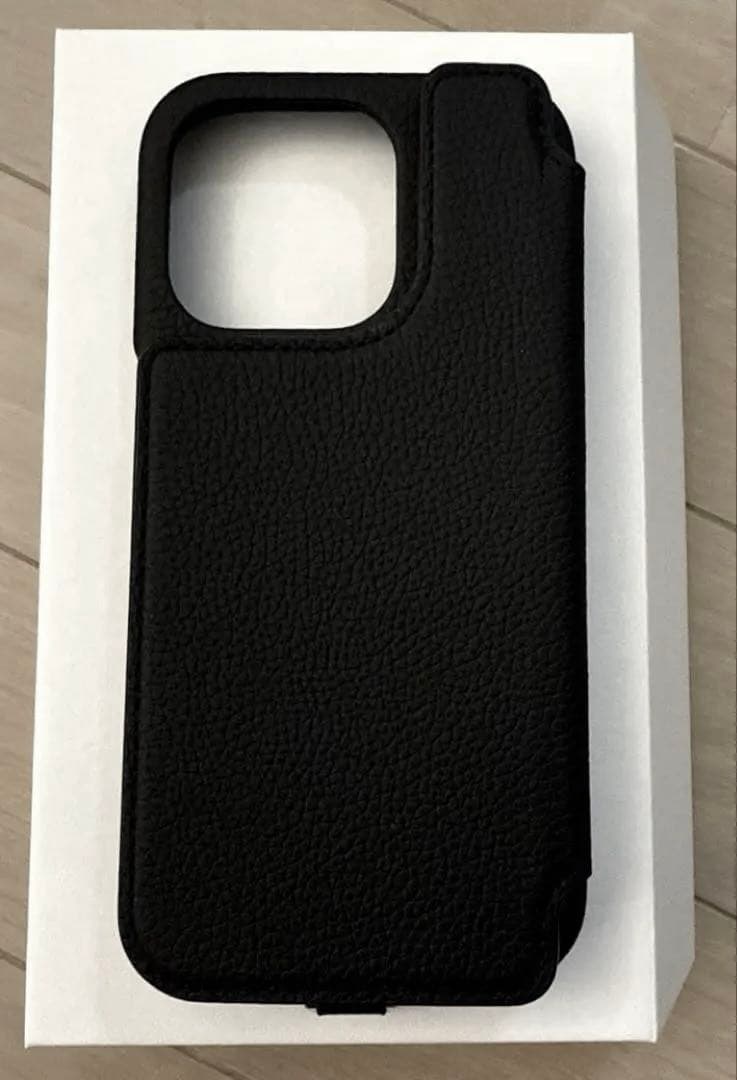 DEMIU POCHE FLAT iPhone16Proケース