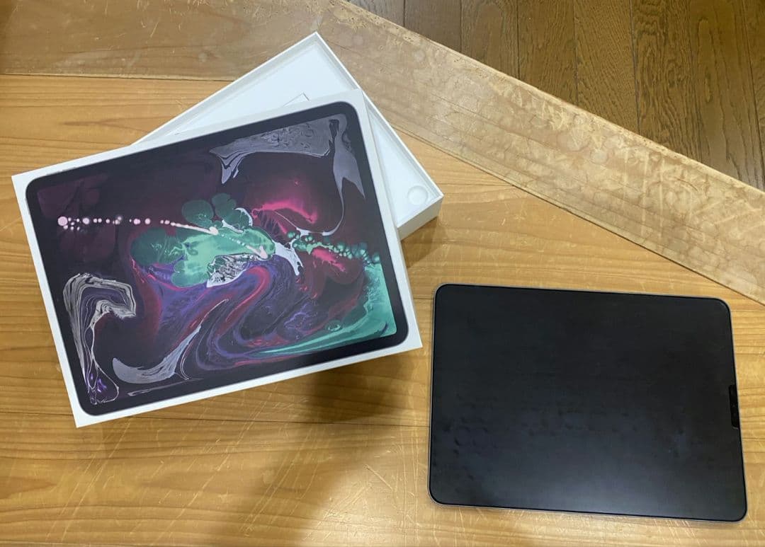 Apple iPad + Smart Keyboard Folioセット