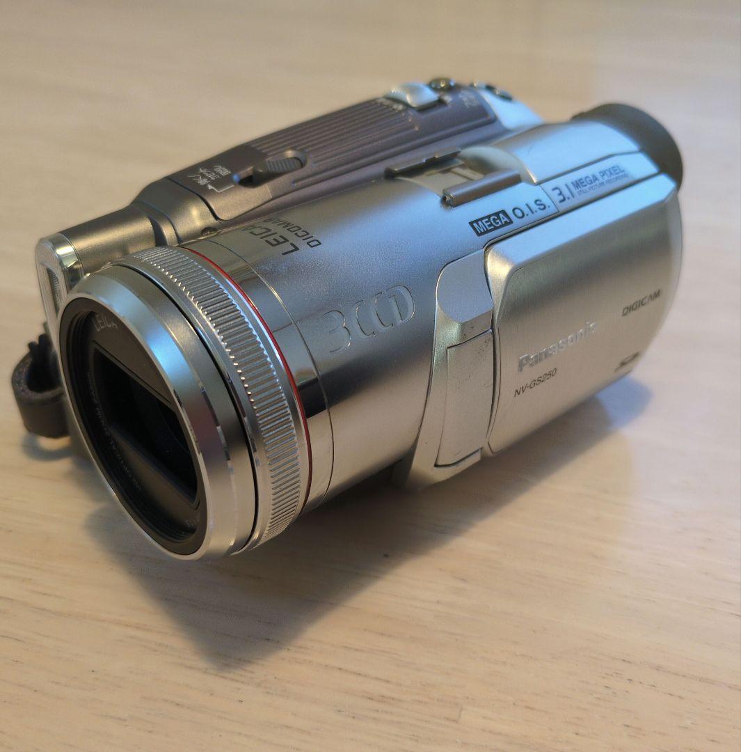 ビデオカメラ Panasonic DIGICAM NV-GS250