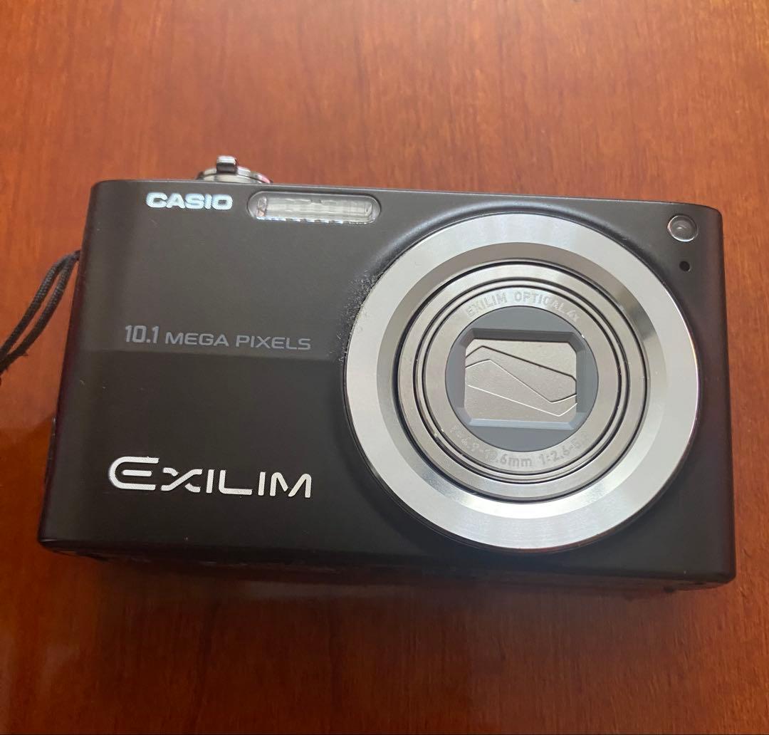 CASIO EXILIM 10.1メガピクセル コンパクトデジカメEX-Z200