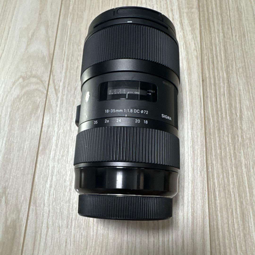 Sigma 18-35mm F1.8 DC ズームレンズ　EFマウント