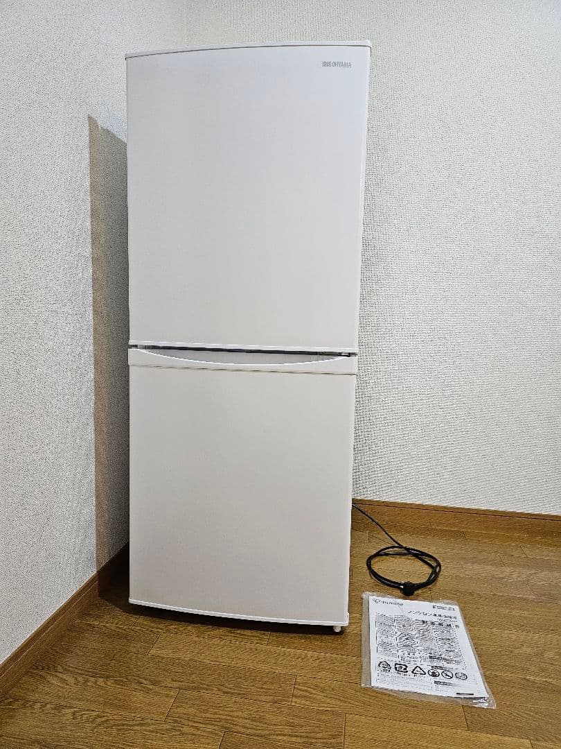 ◆Sumisumi◆ アイリスオーヤマ冷蔵庫 142L