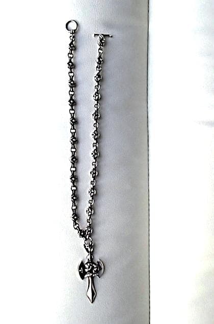 スターナイツ　クロスボール　シルバー　ネックレス