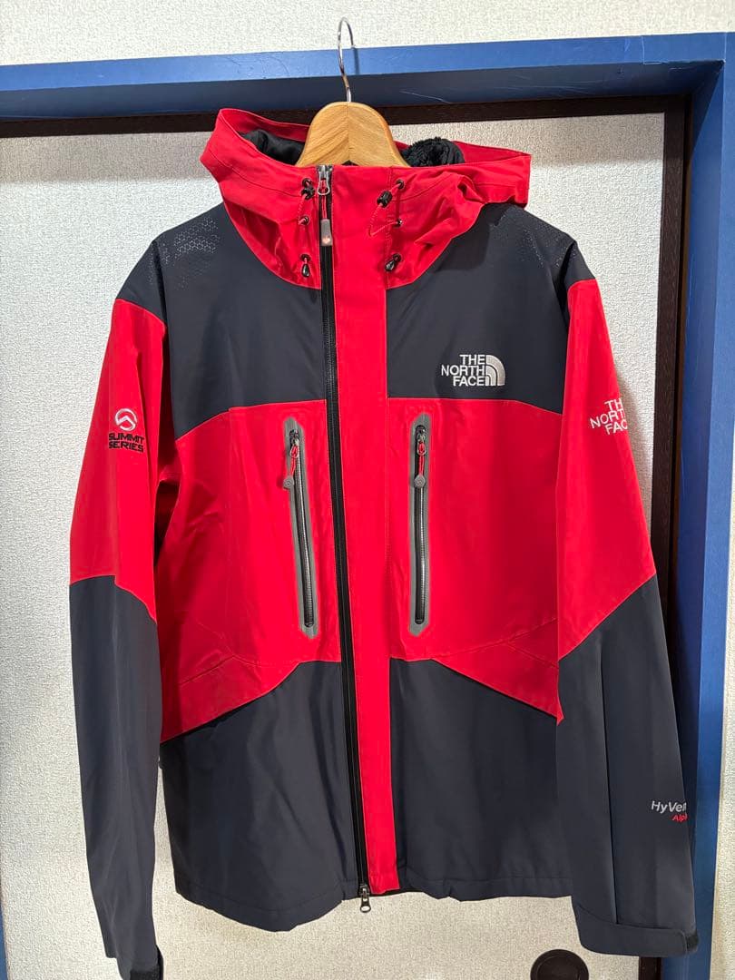 THE NORTH FACE SUMMIT SERIES マウンテンパーカー韓国