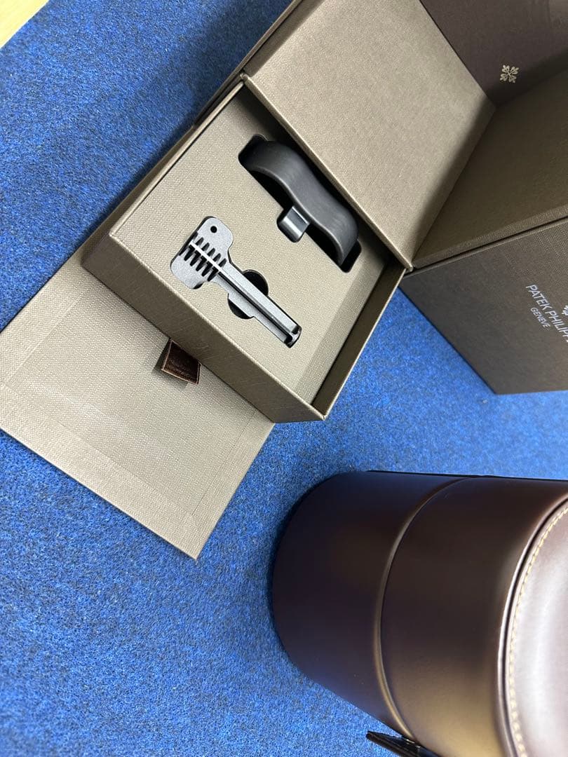 安い‼️PATEK PHILIPPE ワインディングマシーン＋時計ケース5点