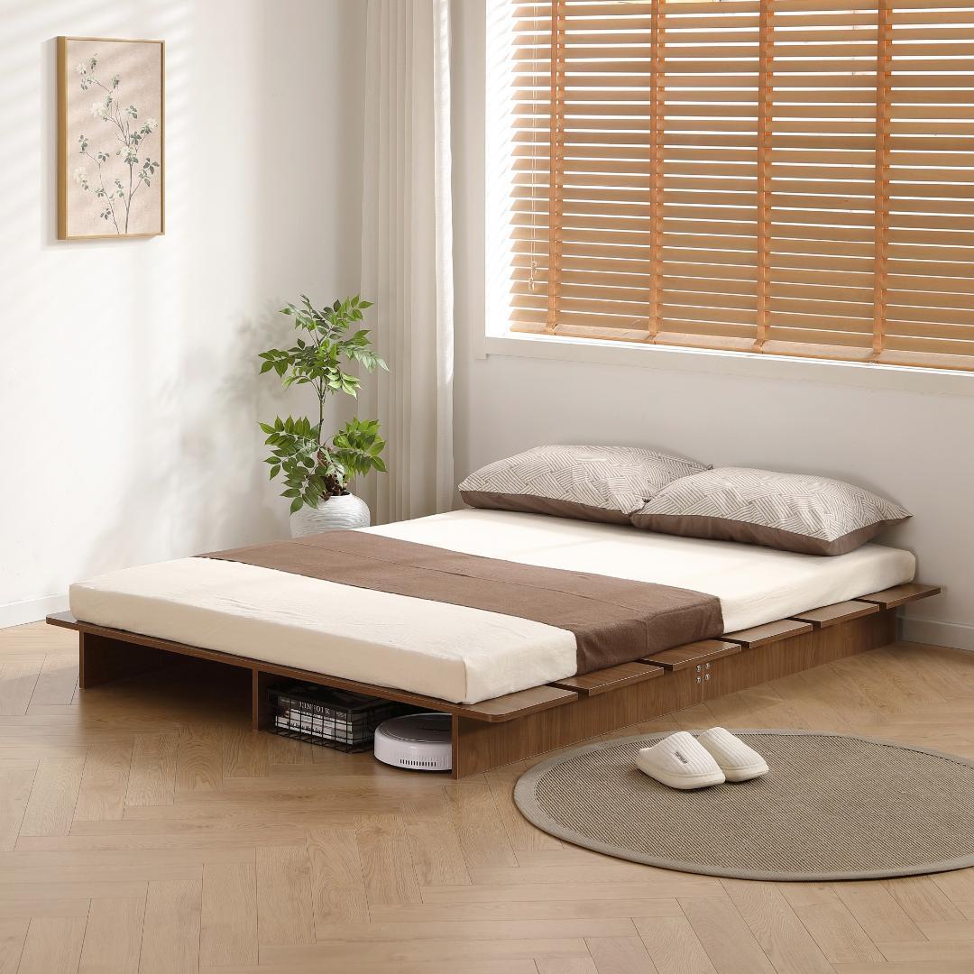 超人気！【SD・幅140cm】木目調 ベッド ローベッドBROWN