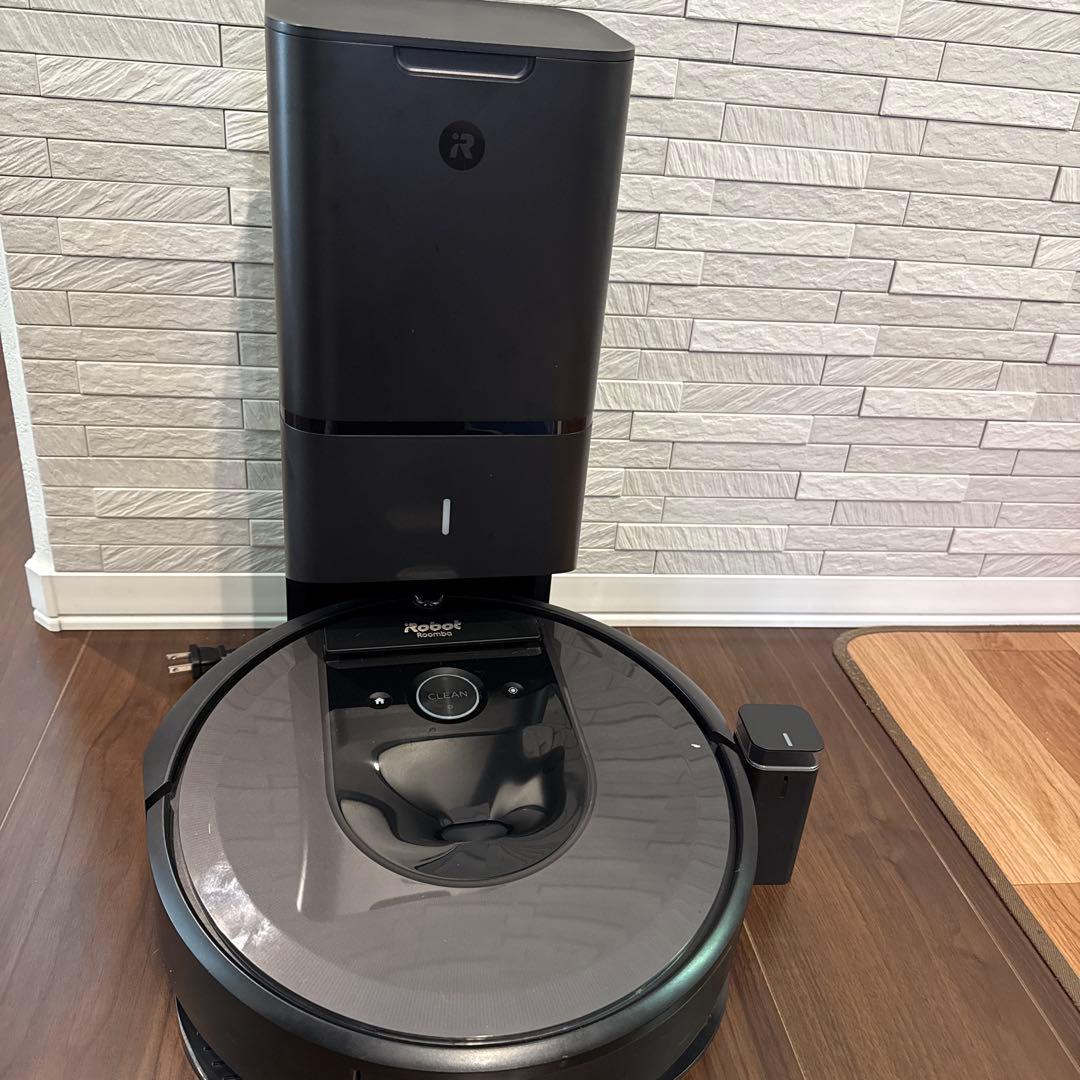 i robot Roomba i7 自動ゴミ排出機能付き