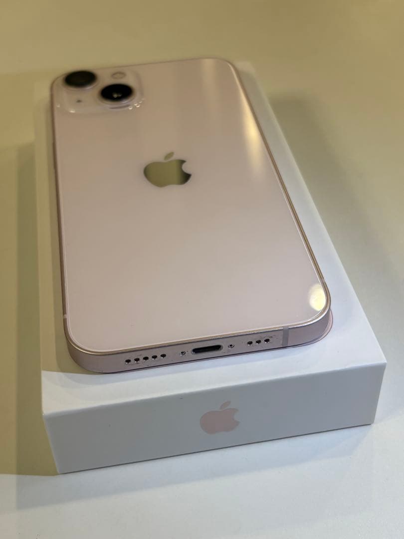 【美品】Apple iPhone 13 256GB ピンク本体SIMフリー　箱付