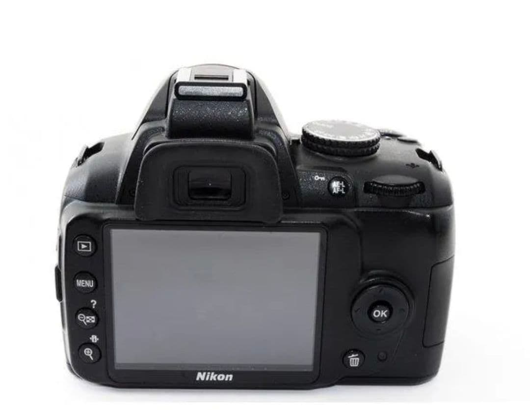 2月12日限定価格♪Nikon D3000 AF-S 18-55mm VR