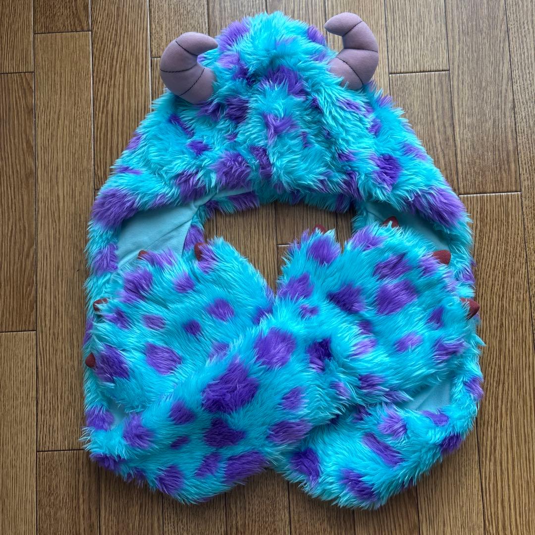 ディズニーリゾート　ファンキャップ　サリー　マフラー