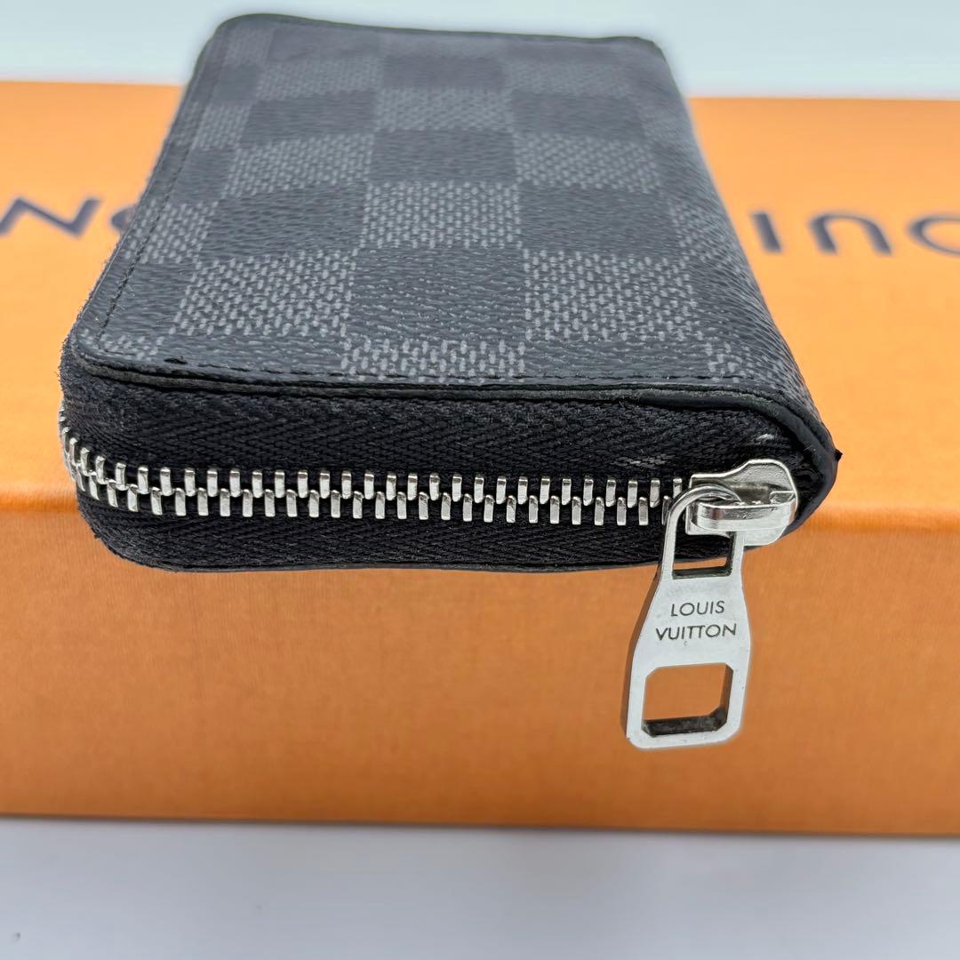 LOUIS VUITTON パース ジッピー　ダミエ グラフィット