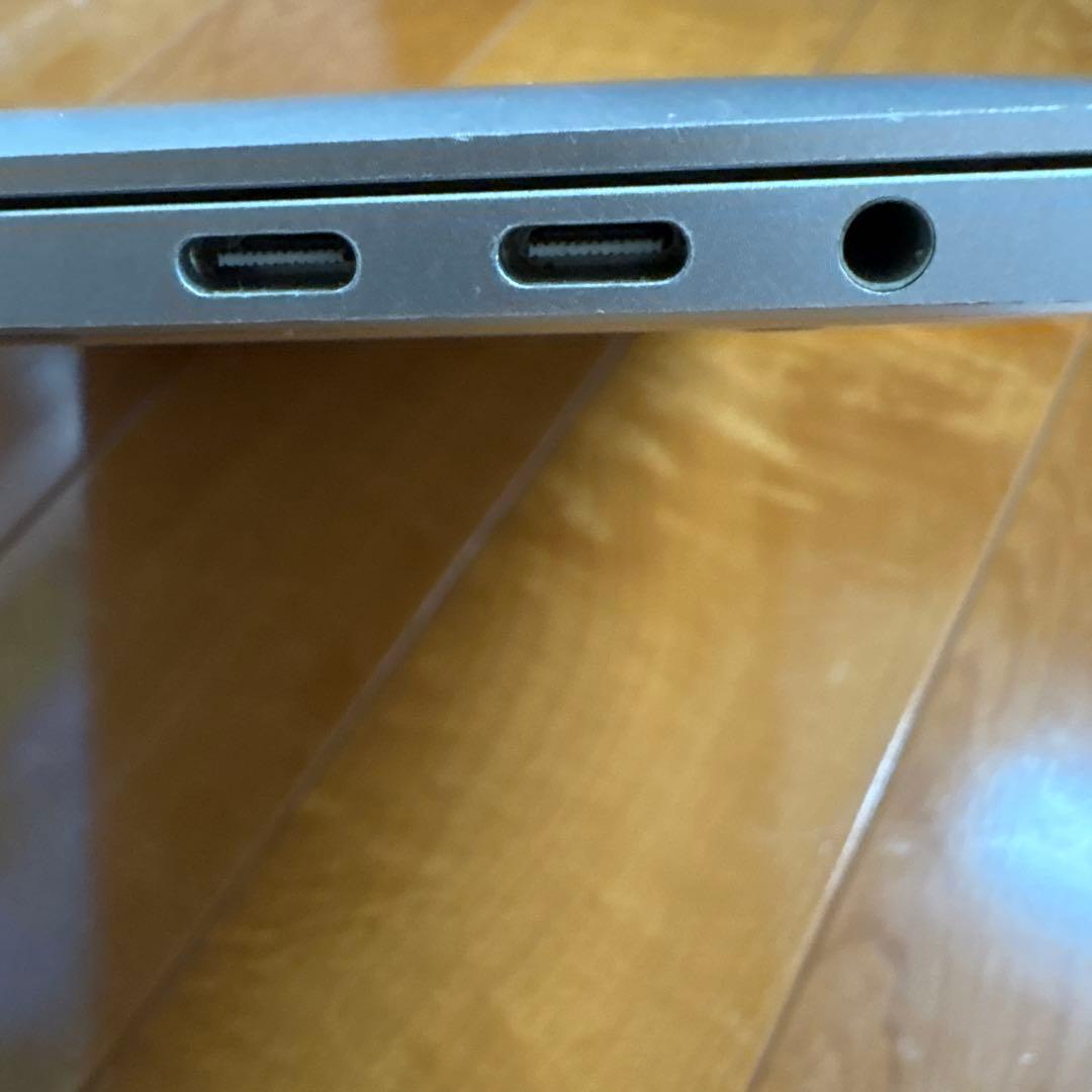 MacBook Pro 13インチ Touch Bar搭載 A1706 ジャンク
