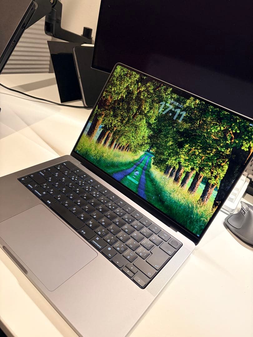 【吊るし】M1 MacBook Pro 日本語キーボード ステッカー付