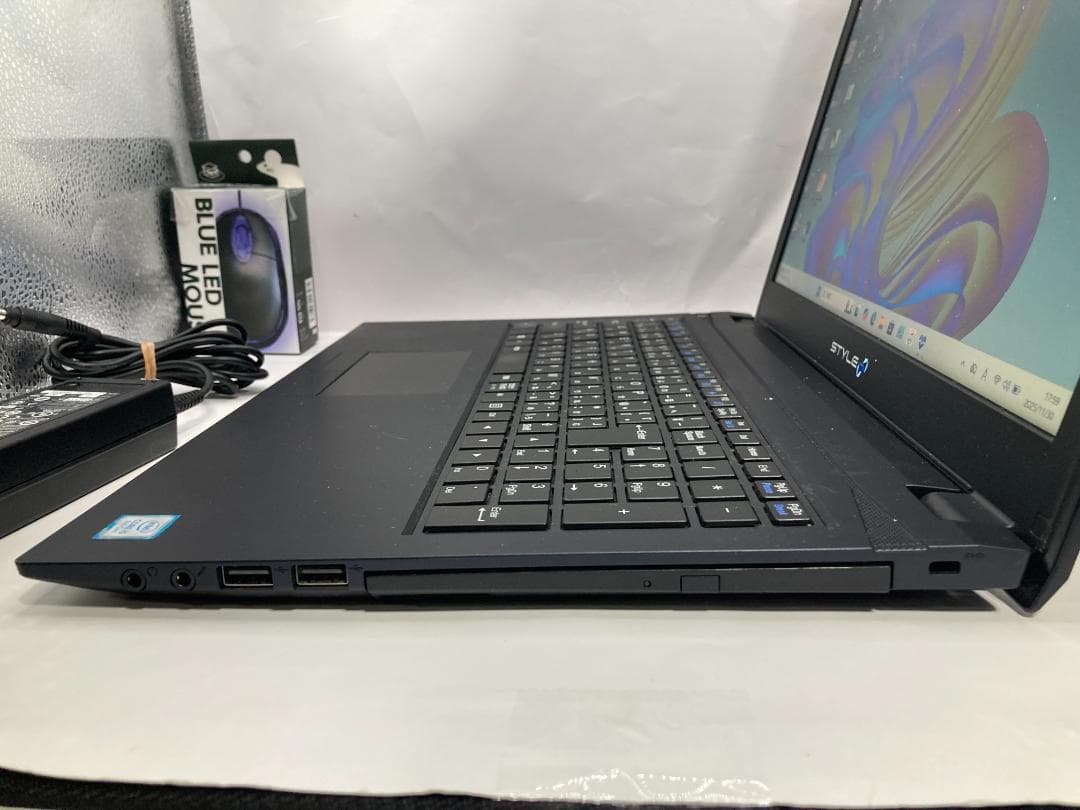 初期設定済 i5第8世代 16GB SSD512GB Win11 Office付