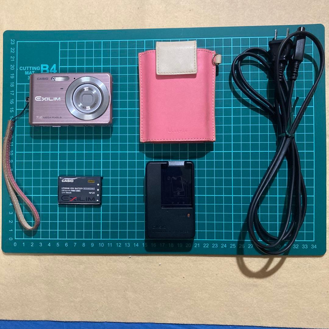 CASIOデジカメ EXILIM ZOOM EX-Z77 (used item)