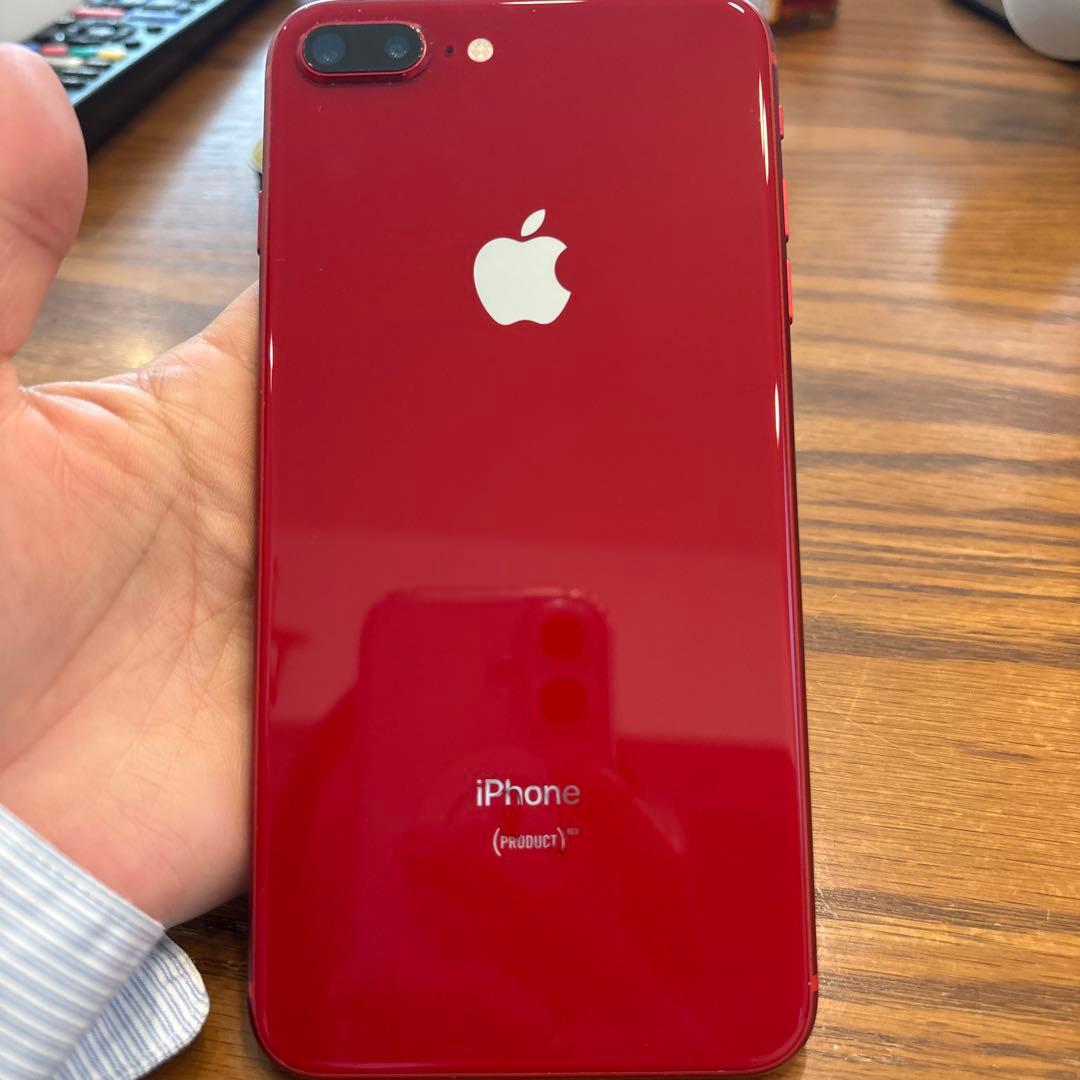 健ケンiPhone8plus SIMフリー レッド 64GB